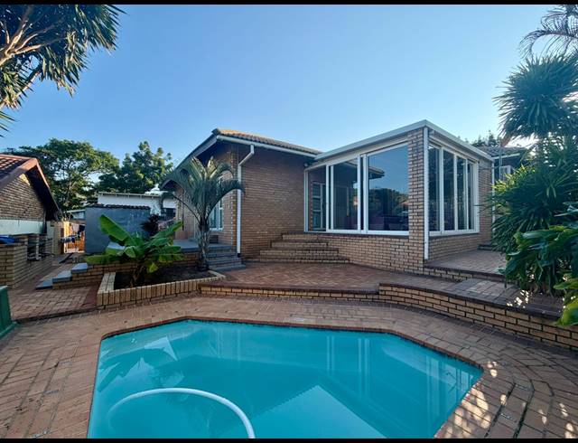 3 BEDROOM FREEHOLD FOR SALE IN MEER EN SEE